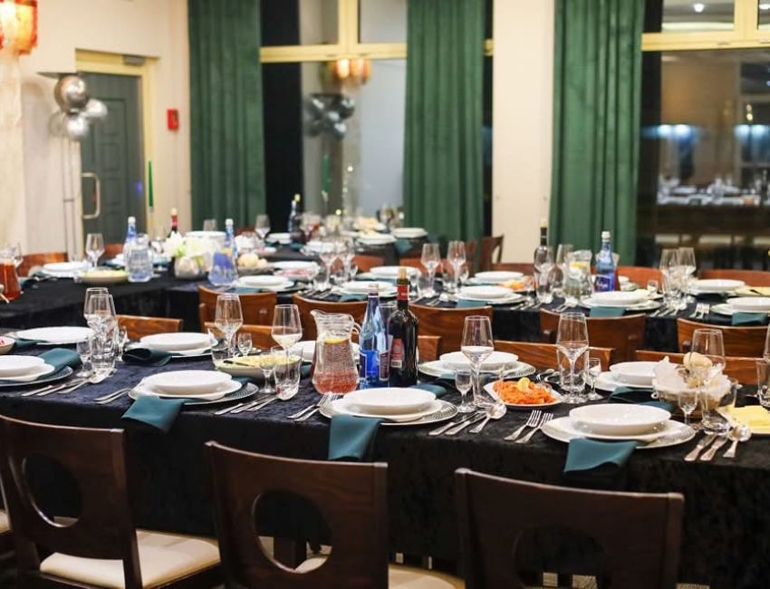 Kameralne spotkanie lub większa konsolacja